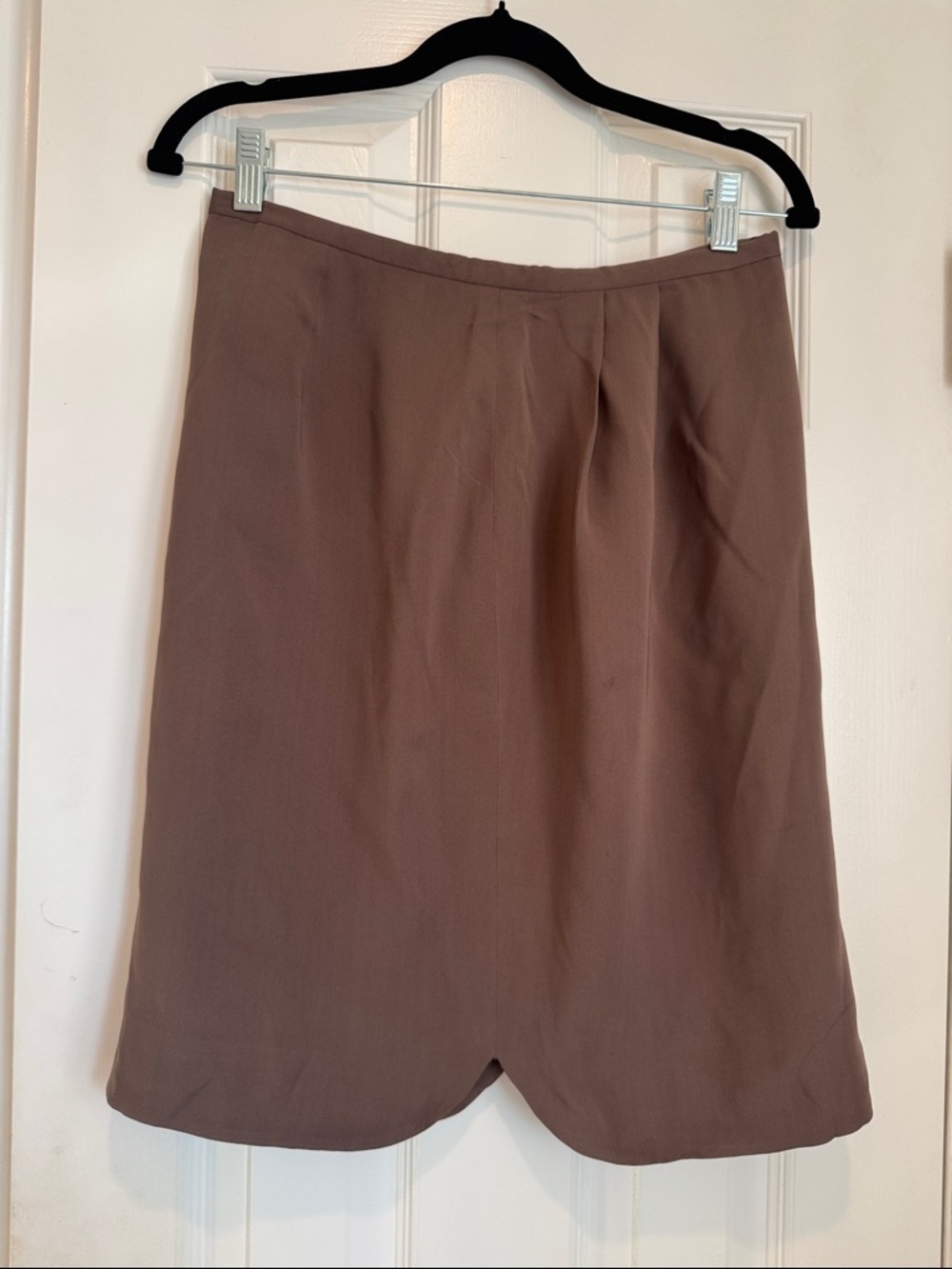 Georgio Armani 100% Silk Classic Brown Knee-Length Skirt